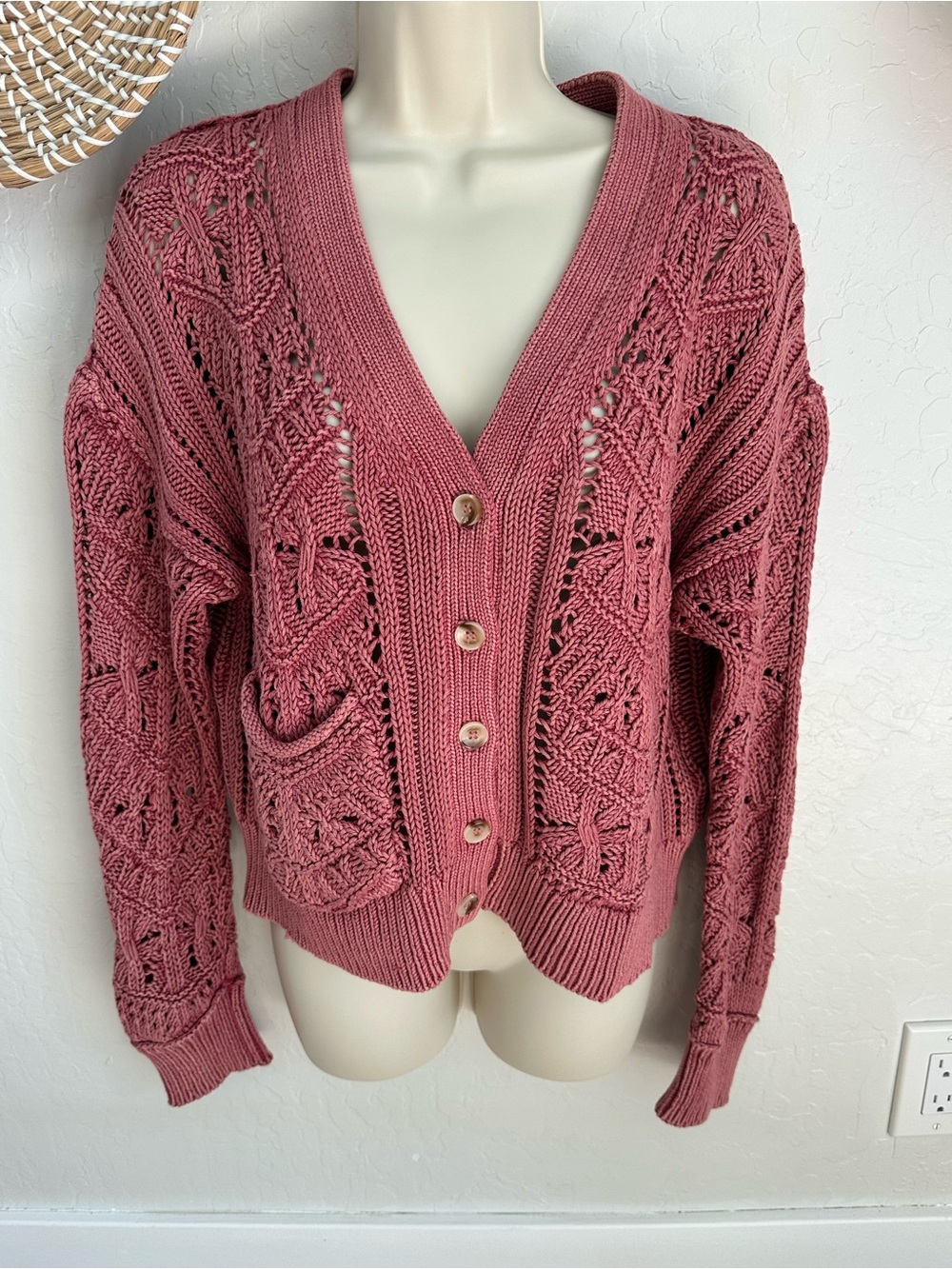 Sundance Mauve Pointelle Knit Button-Front Cardigan. Size PM